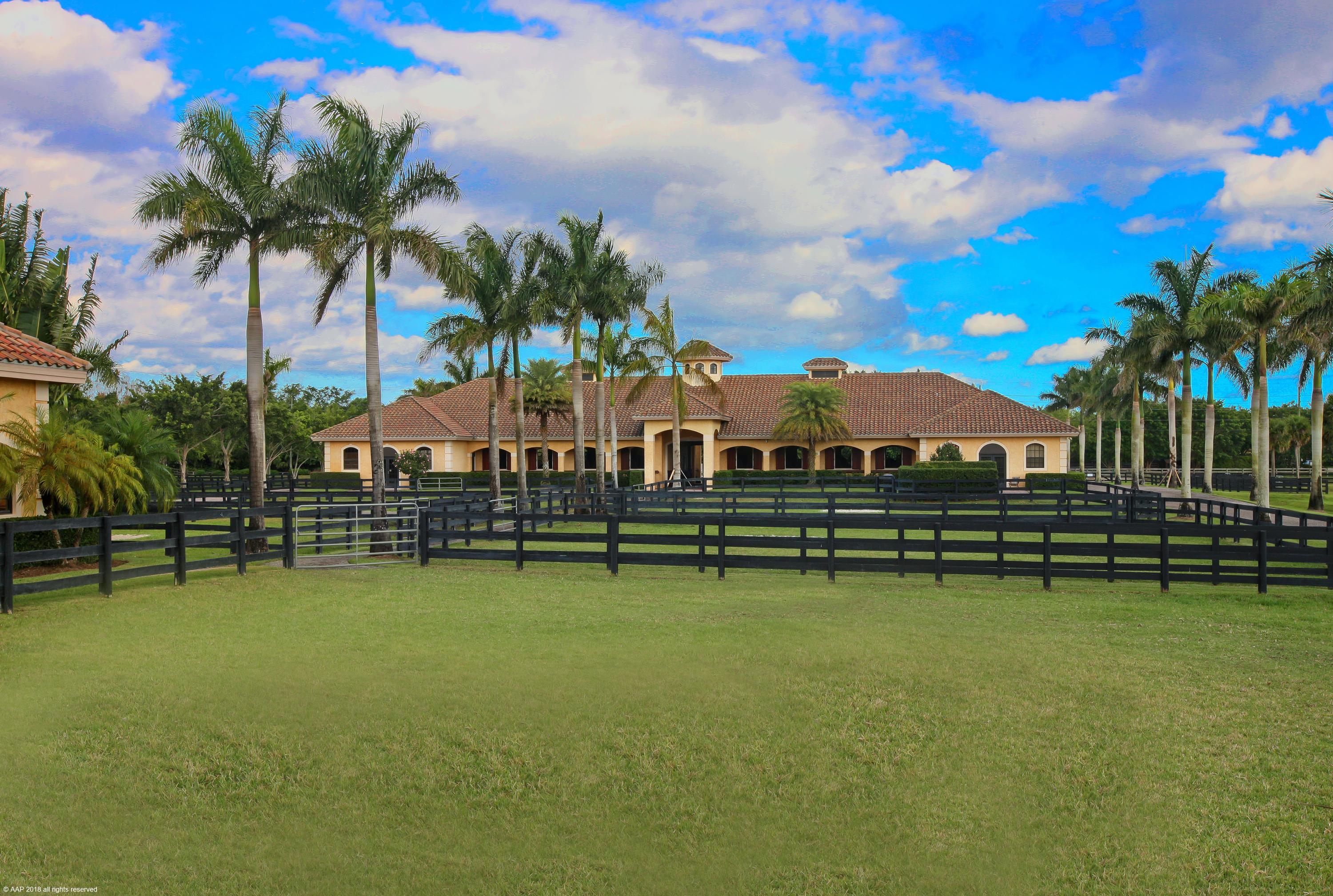 PALM BEACH POINT - Residential