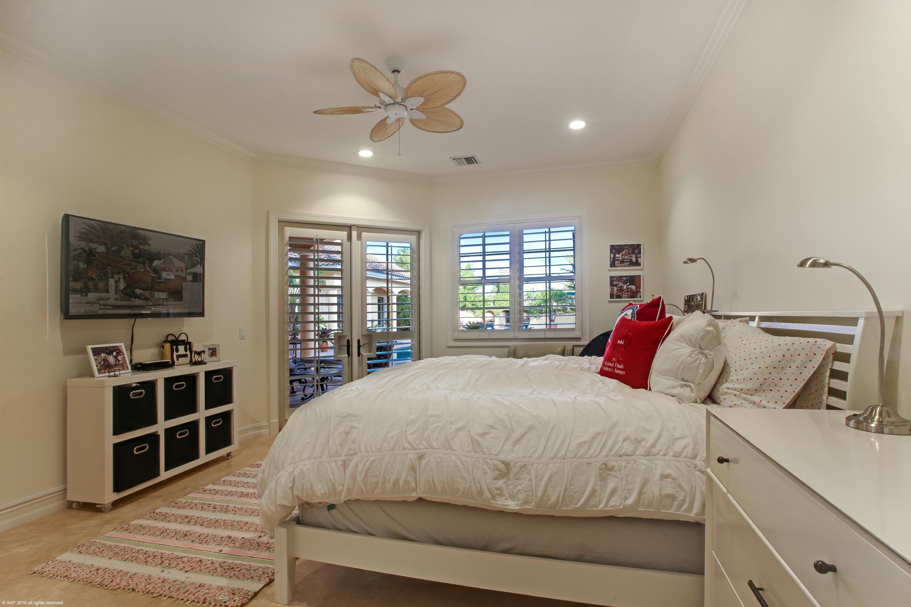 PALM BEACH POINT - Residential