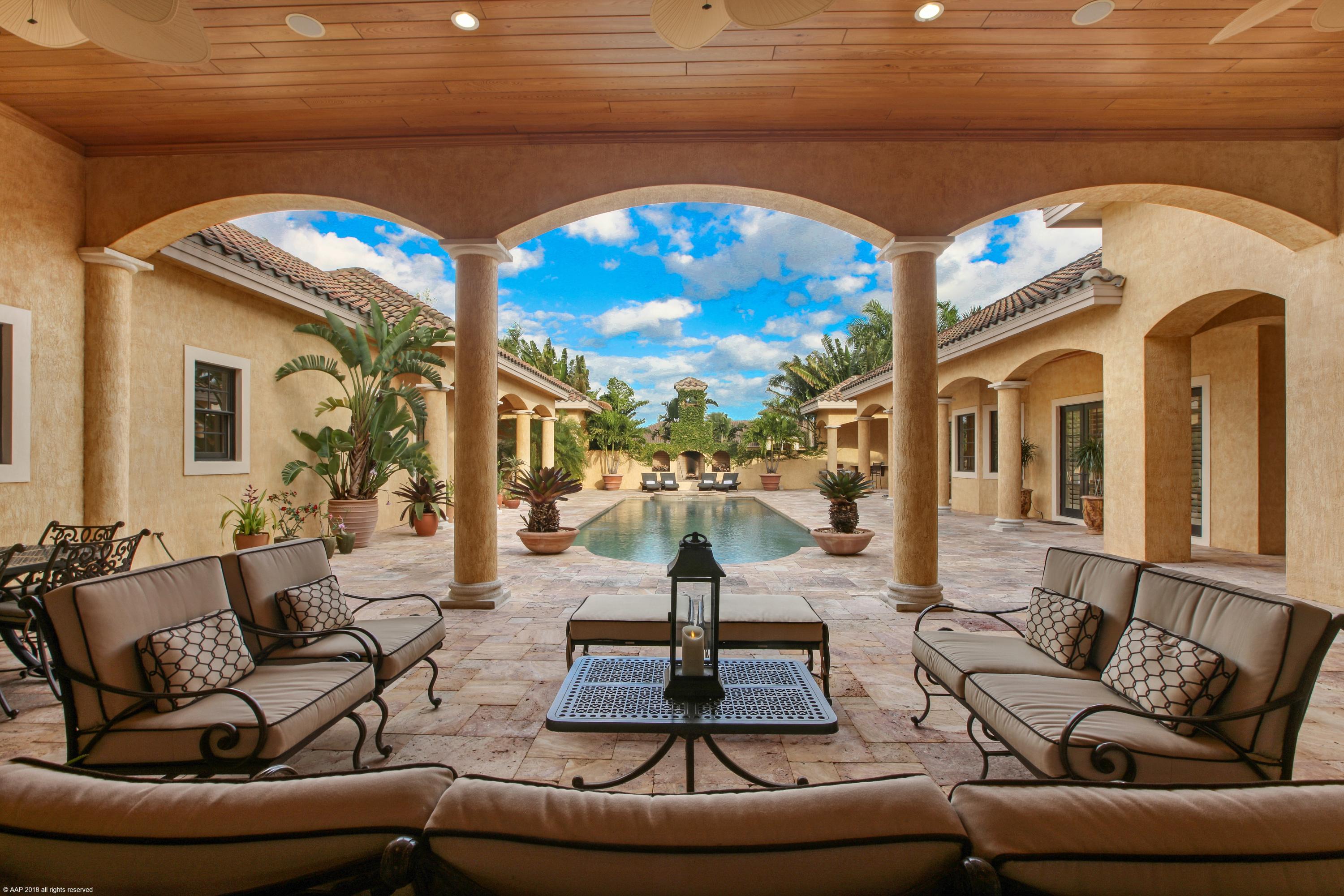 PALM BEACH POINT - Residential