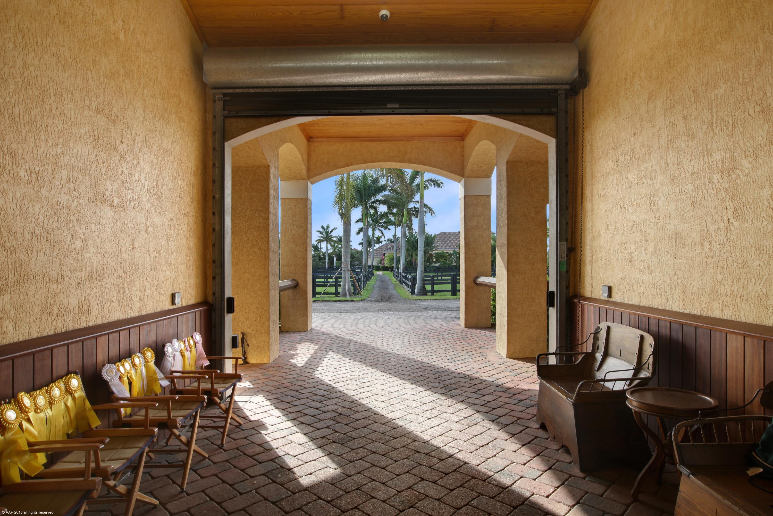 PALM BEACH POINT - Residential