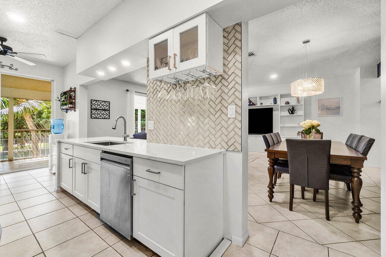 HALF MOON BAY CONDO - Residential