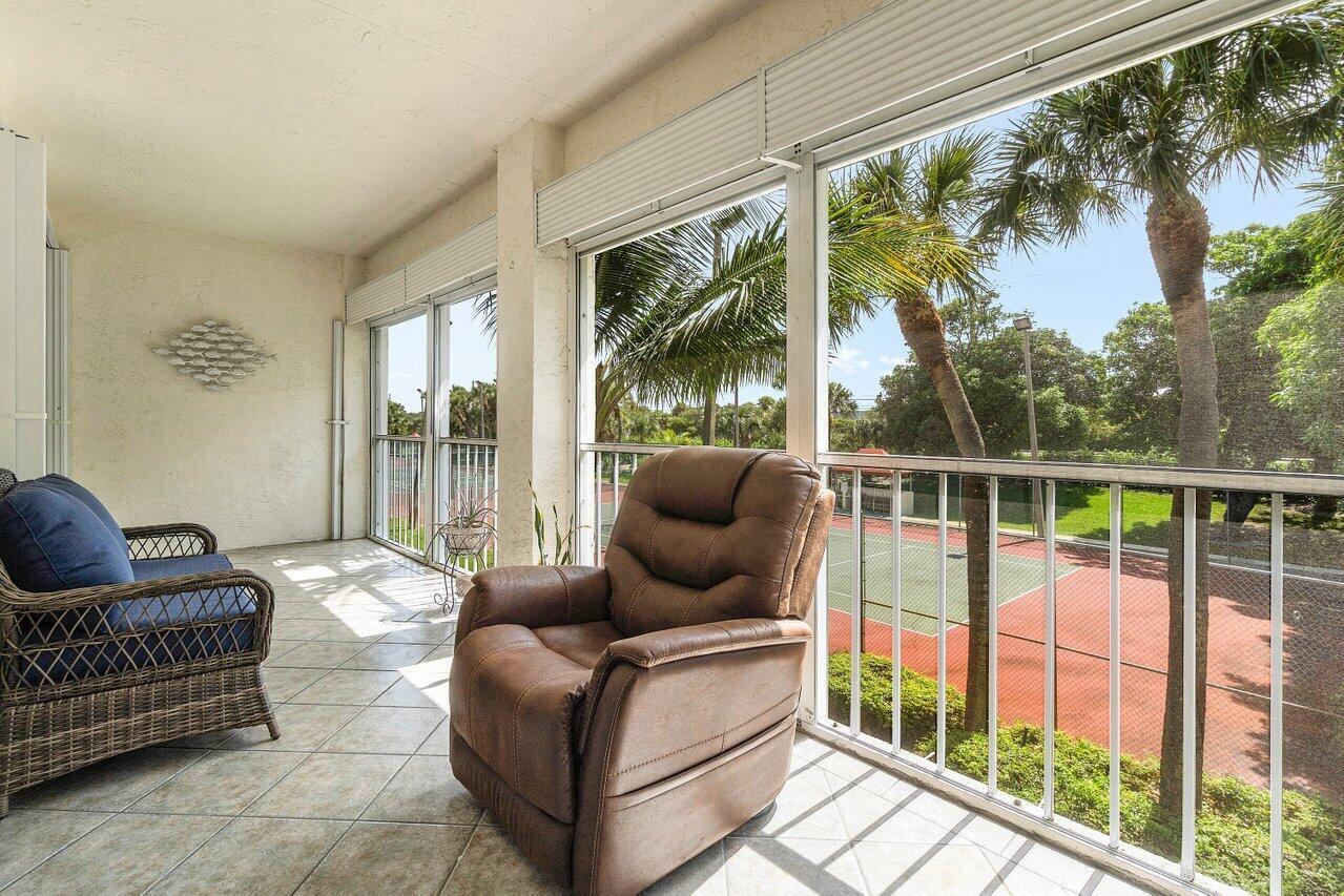 HALF MOON BAY CONDO - Residential