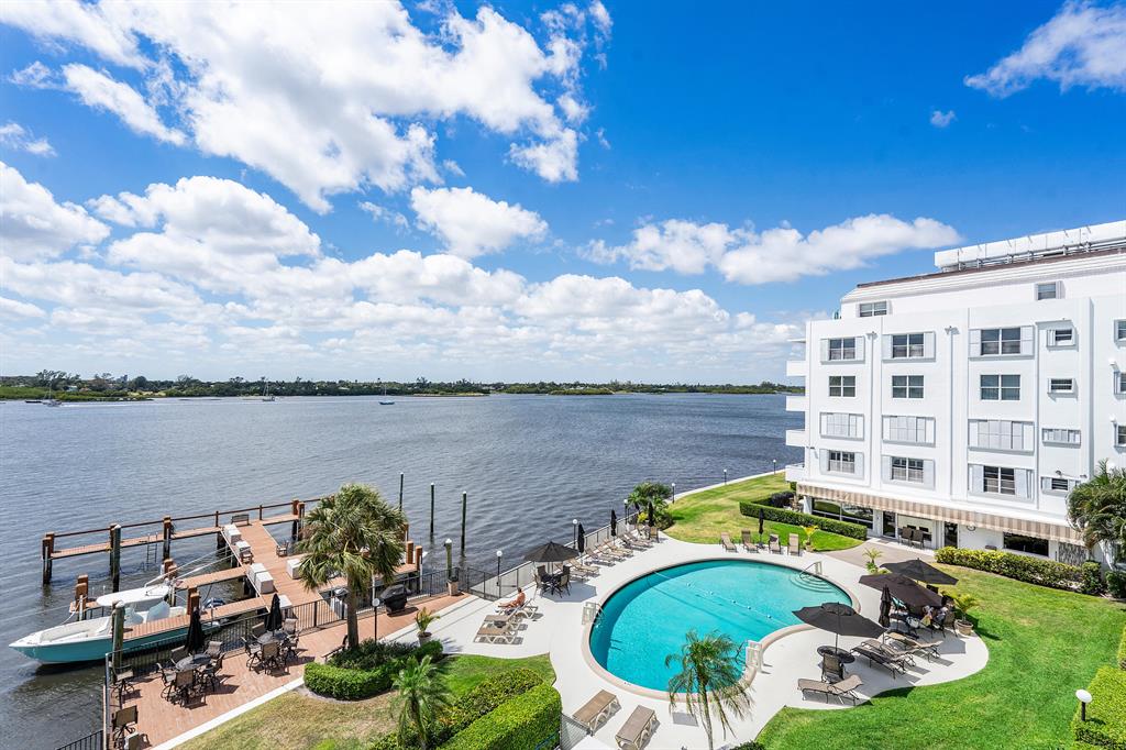 ROYAL SAXON - Residential