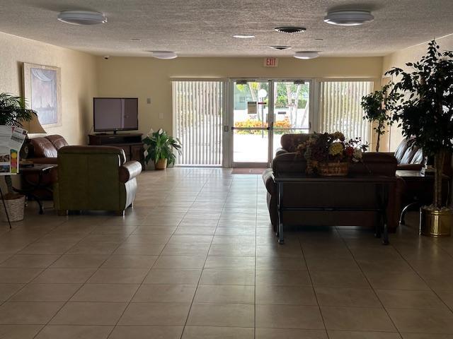 7805 NW 5th Court 206