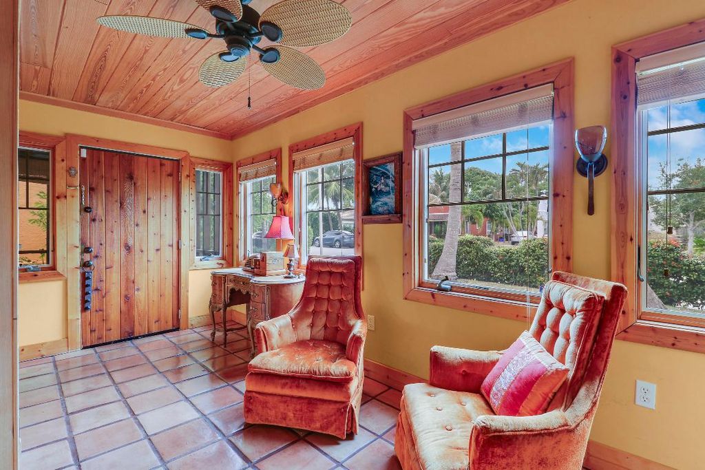 Photo of 528 Avenida Hermosa, West Palm Beach, FL 33405 (MLS # R11154601)