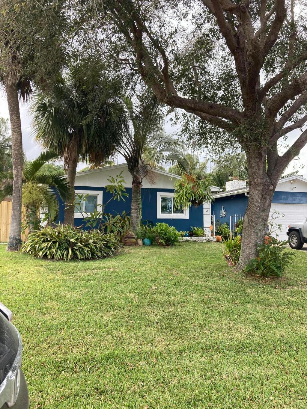 Photo of 9957 Daphne Avenue, Palm Beach Gardens, FL 33410 (MLS # R10772894)