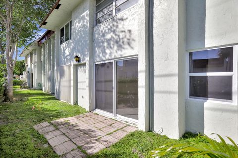 A home in Deerfield Beach