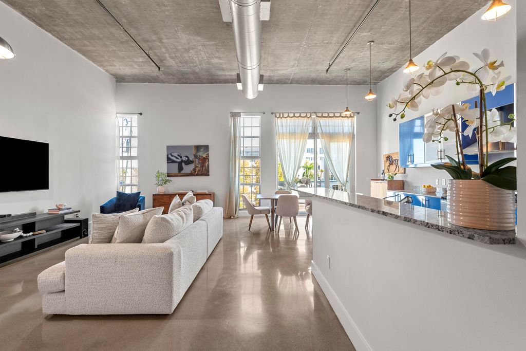 Photo of 185 NE 4th Avenue #208, Delray Beach, FL 33483 (MLS # R11162488)