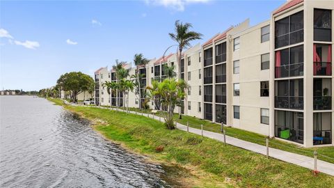 A home in Oakland Park