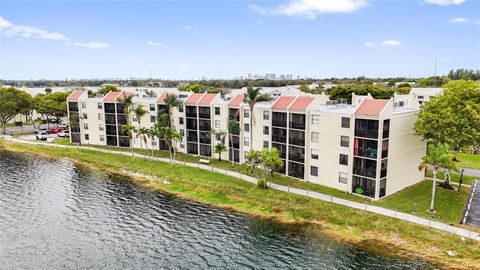 A home in Oakland Park