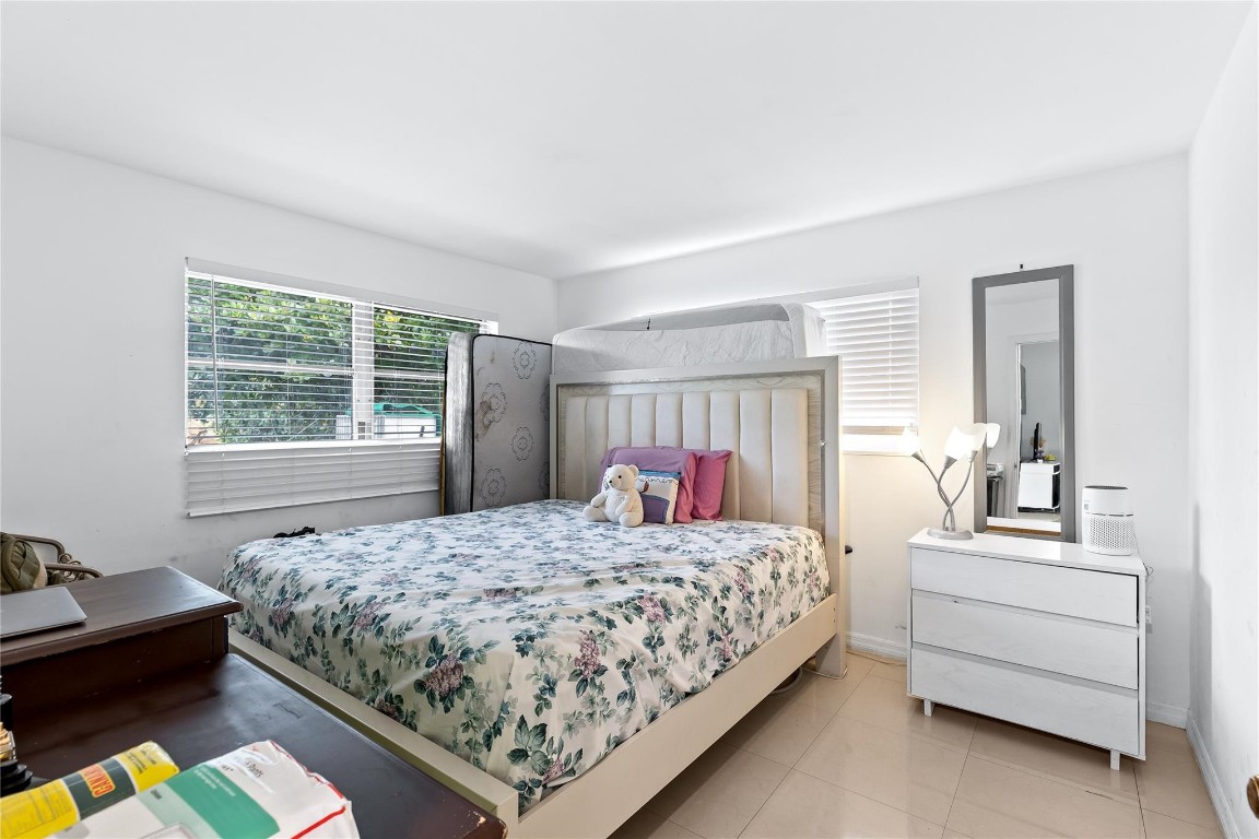 Palm Beach Square Unit 04 - Residential