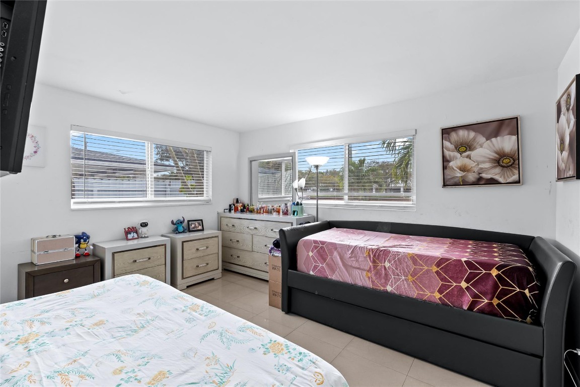 Palm Beach Square Unit 04 - Residential