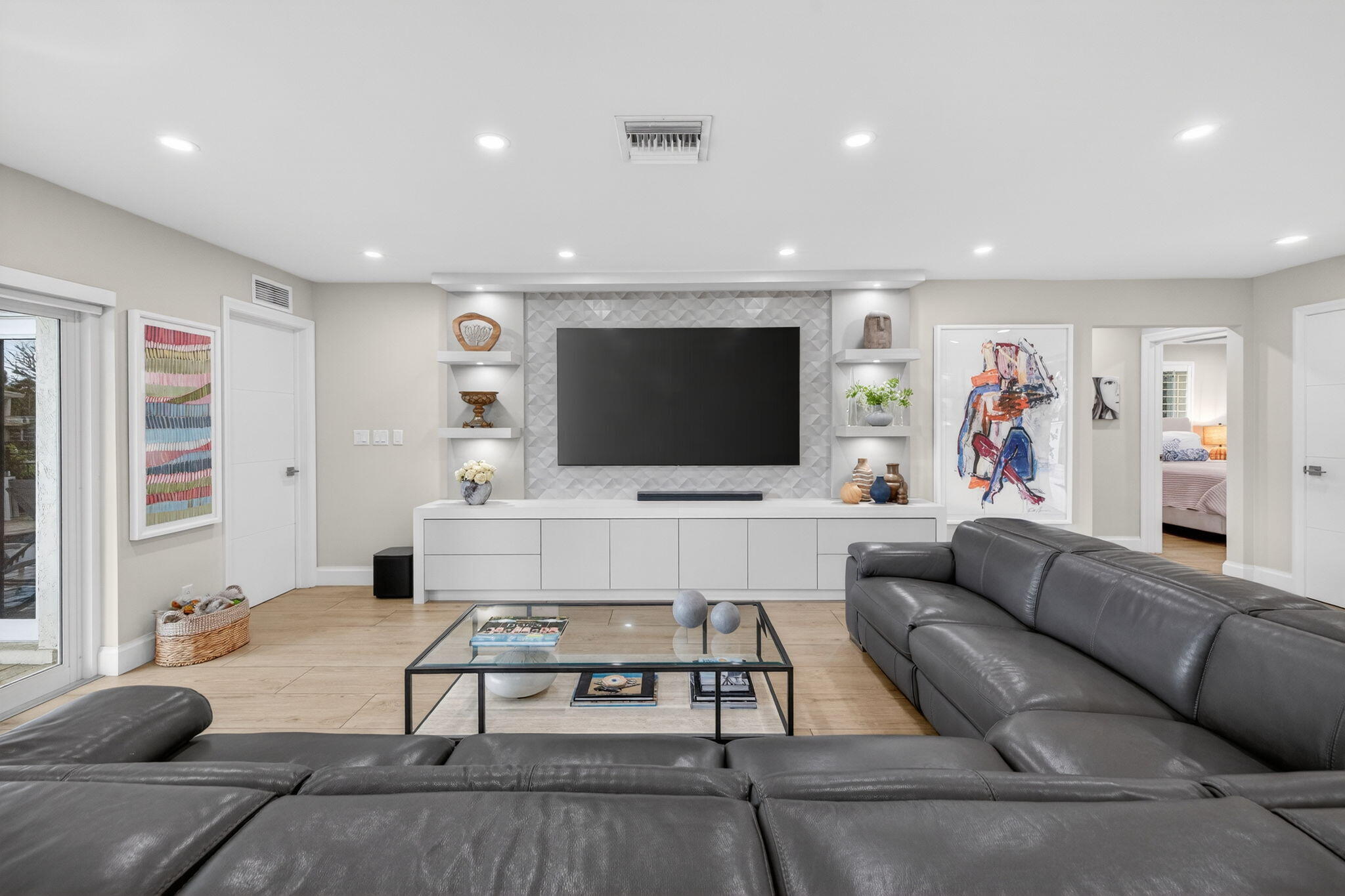 LANDINGS FIRST SEC - Residential