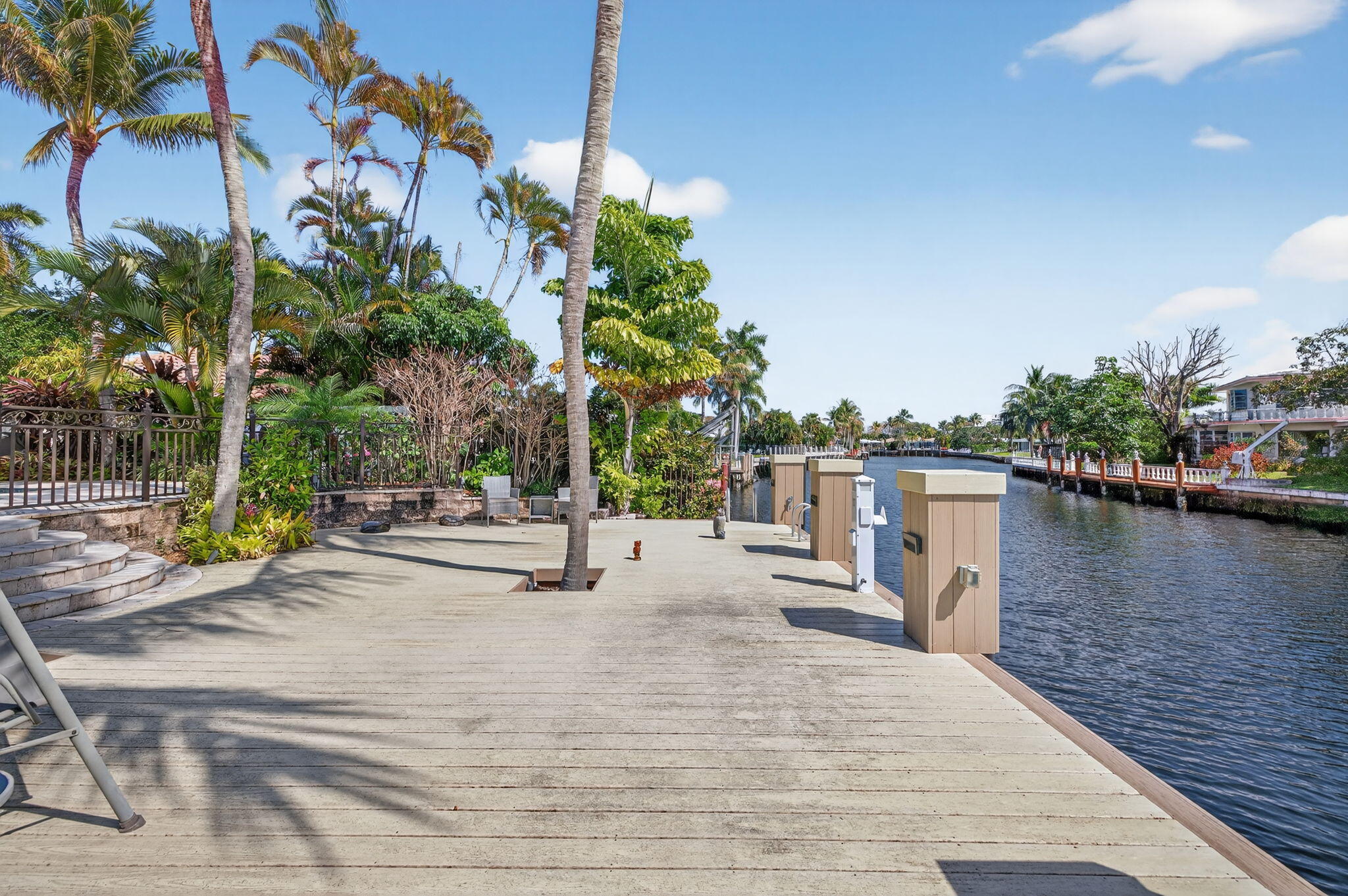 LANDINGS FIRST SEC - Residential