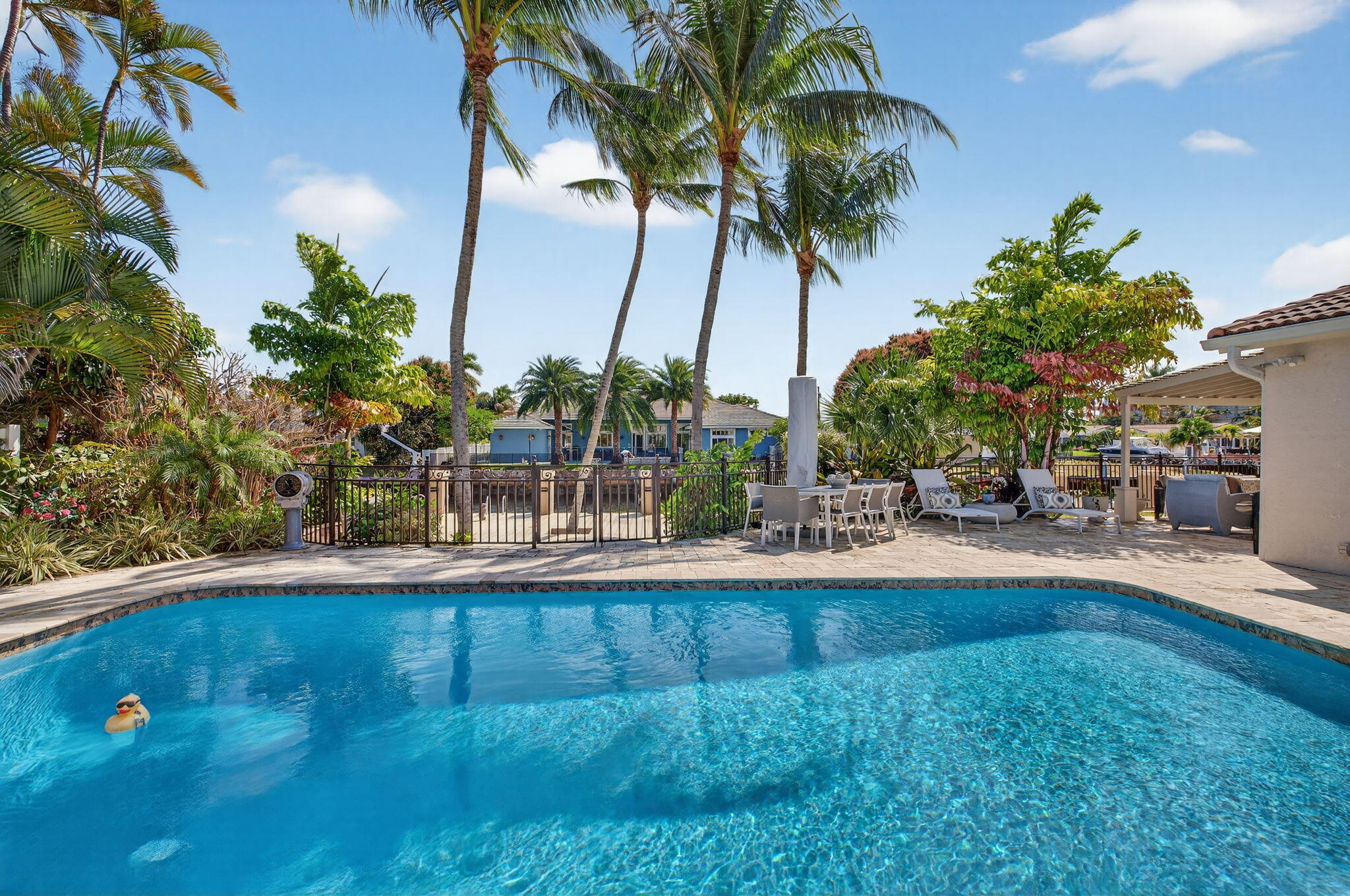 LANDINGS FIRST SEC - Residential