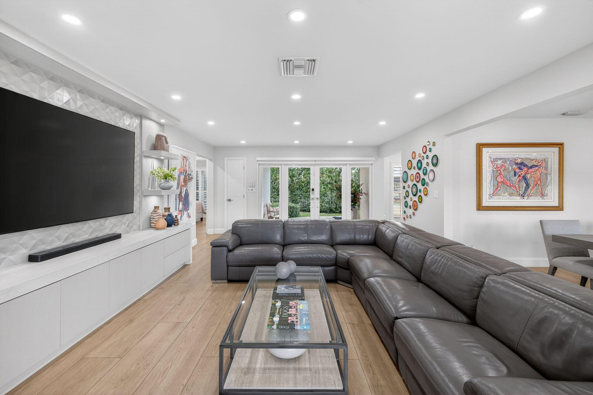 LANDINGS FIRST SEC - Residential