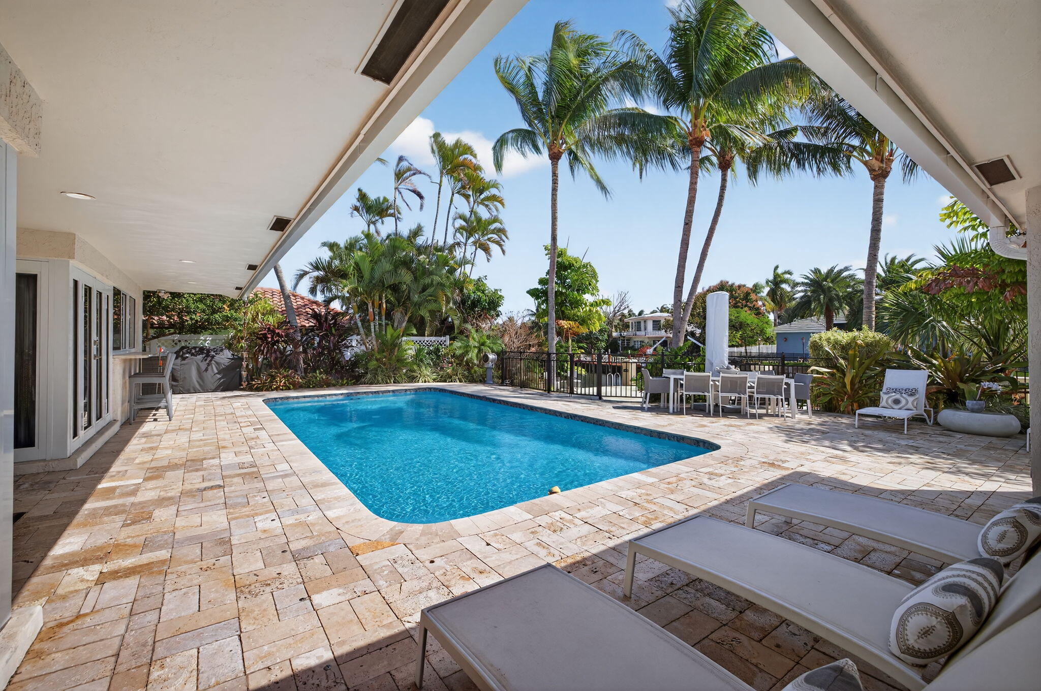 LANDINGS FIRST SEC - Residential