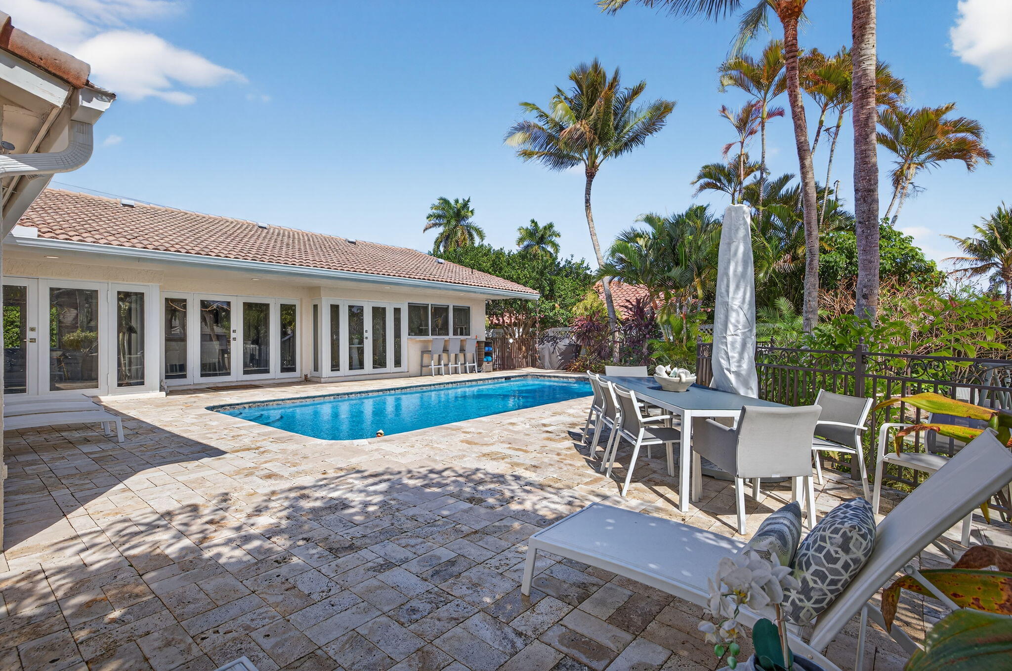 LANDINGS FIRST SEC - Residential