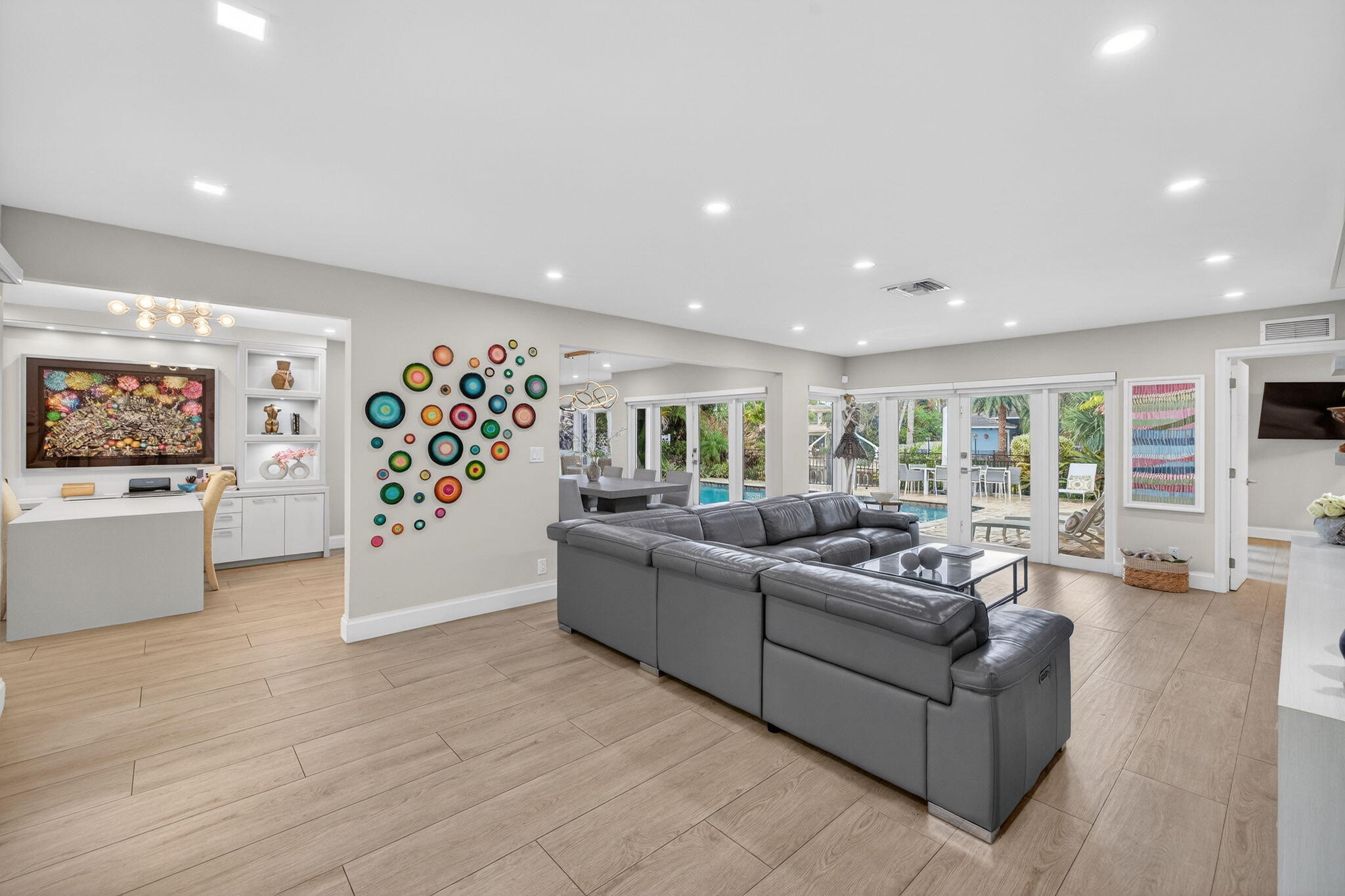 LANDINGS FIRST SEC - Residential