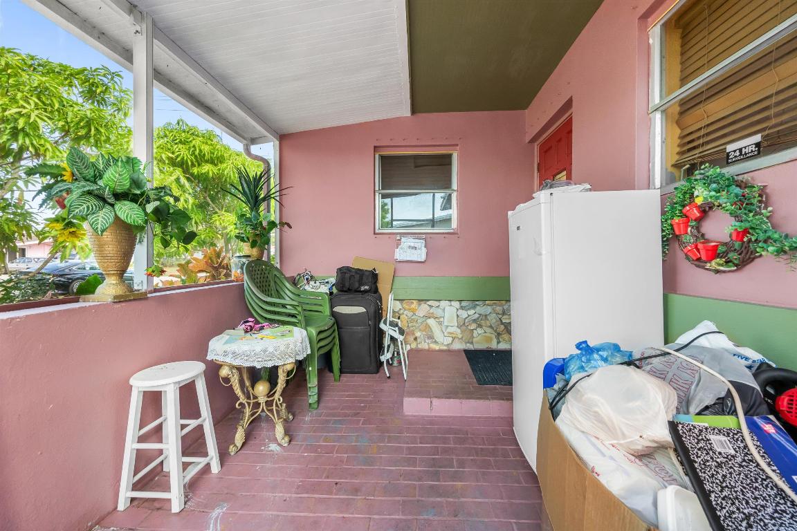 LANTANA HEIGHTS 3 - Residential