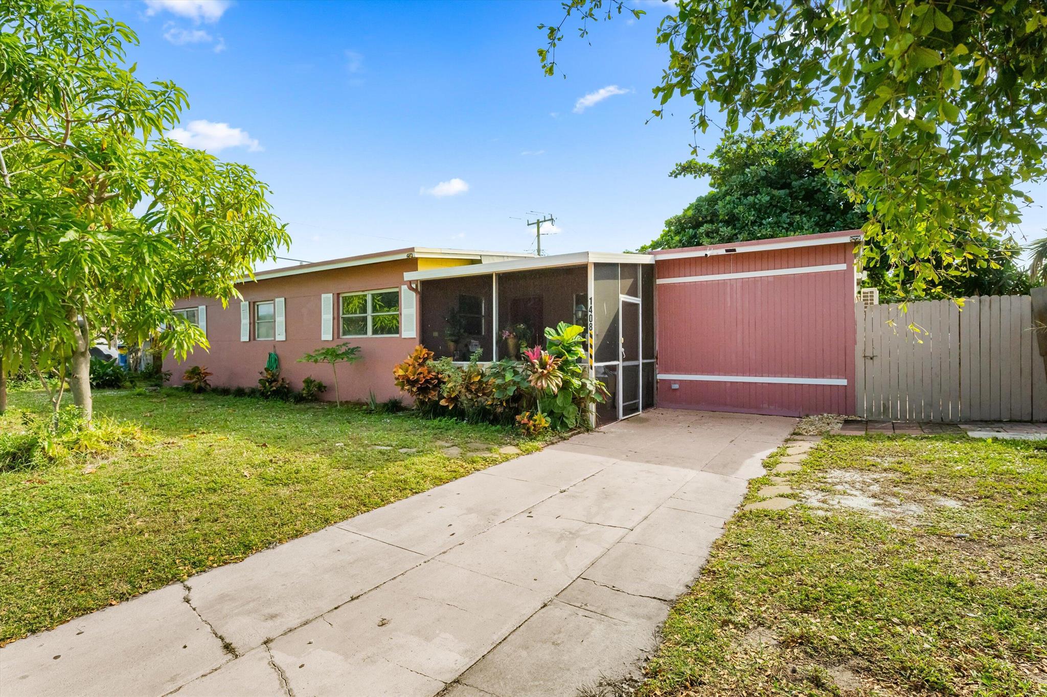 LANTANA HEIGHTS 3 - Residential