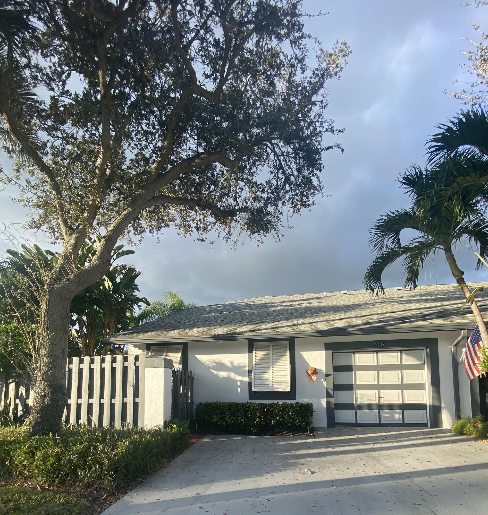 HOMEWOOD LAKES SEC C - Residential