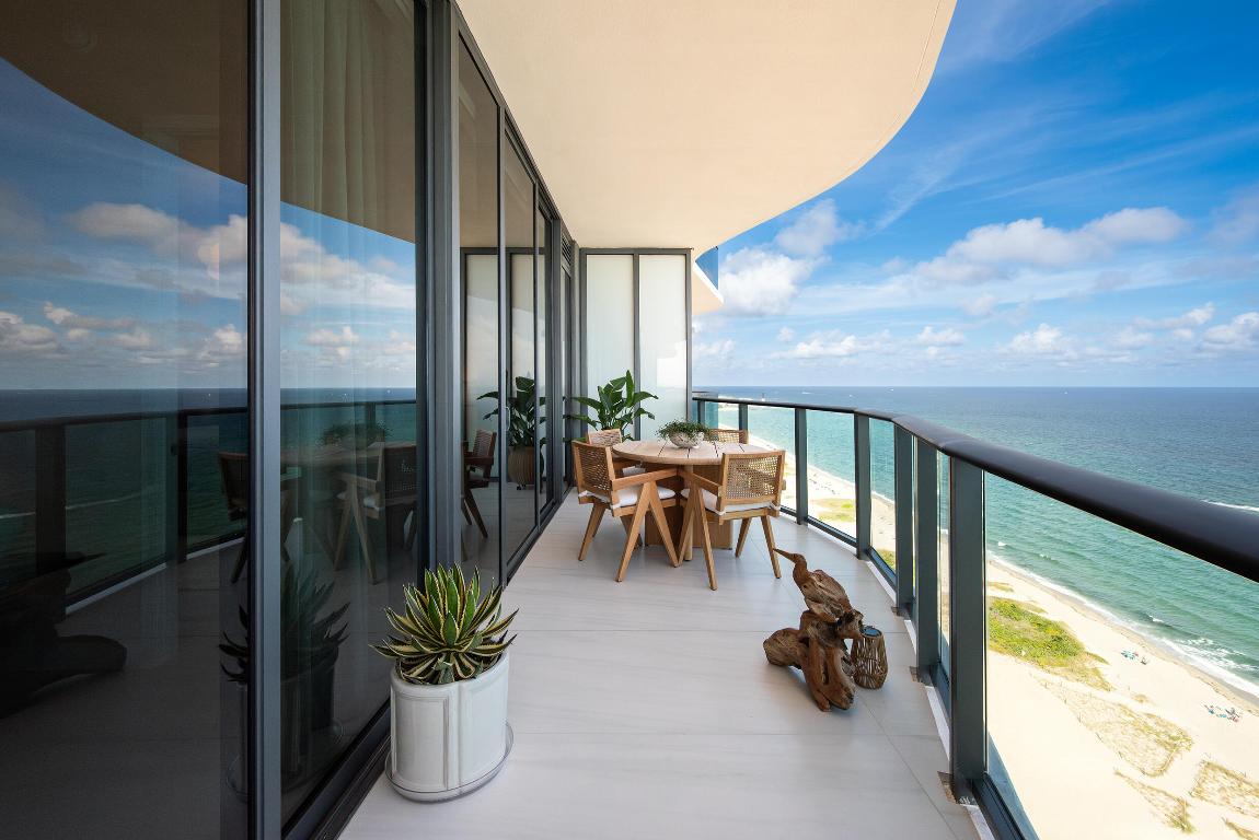 CASAMAR CONDO - Residential