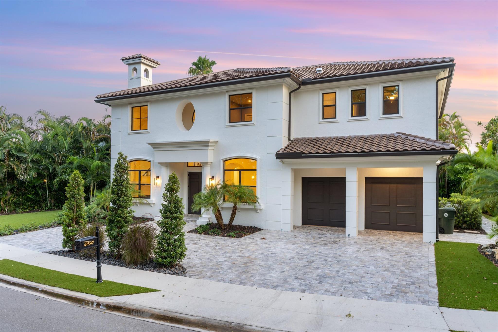 ONE THOUSAND NINE HUNDRED - Residential