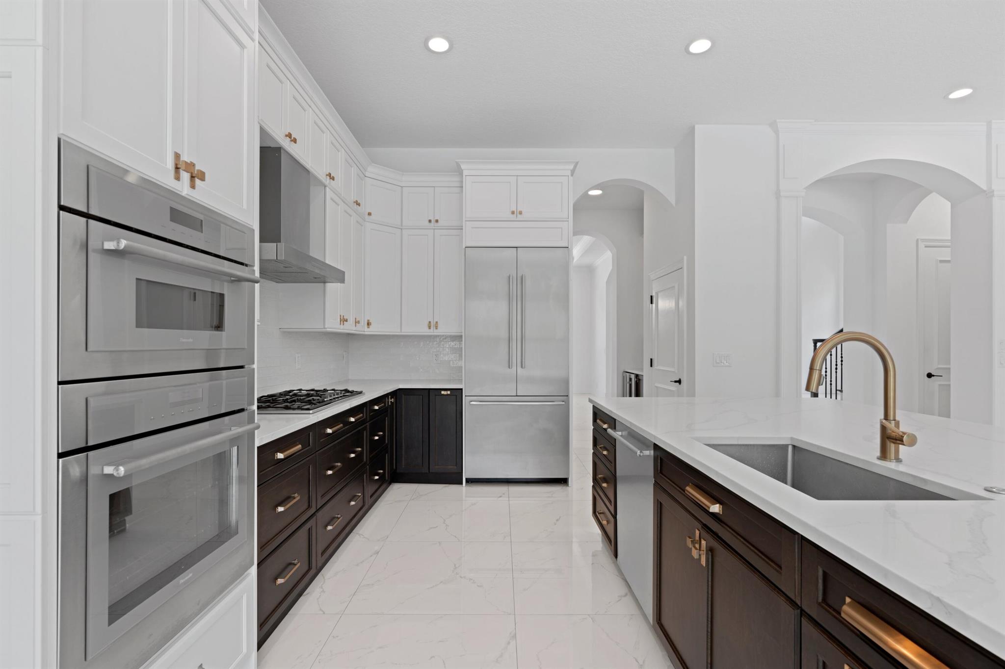 ONE THOUSAND NINE HUNDRED - Residential