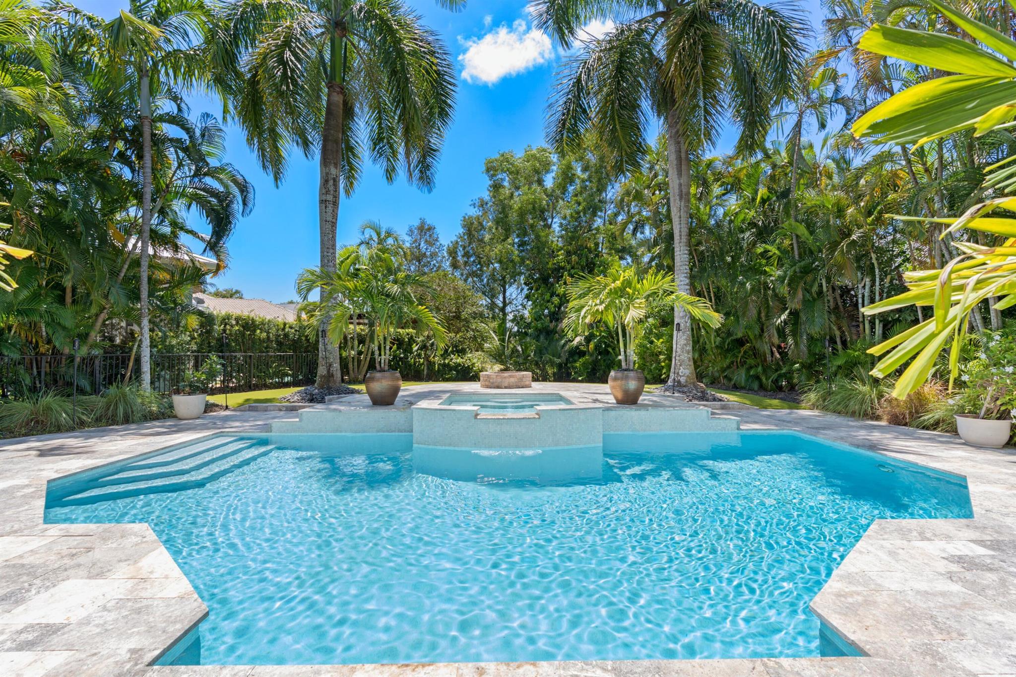 ONE THOUSAND NINE HUNDRED - Residential