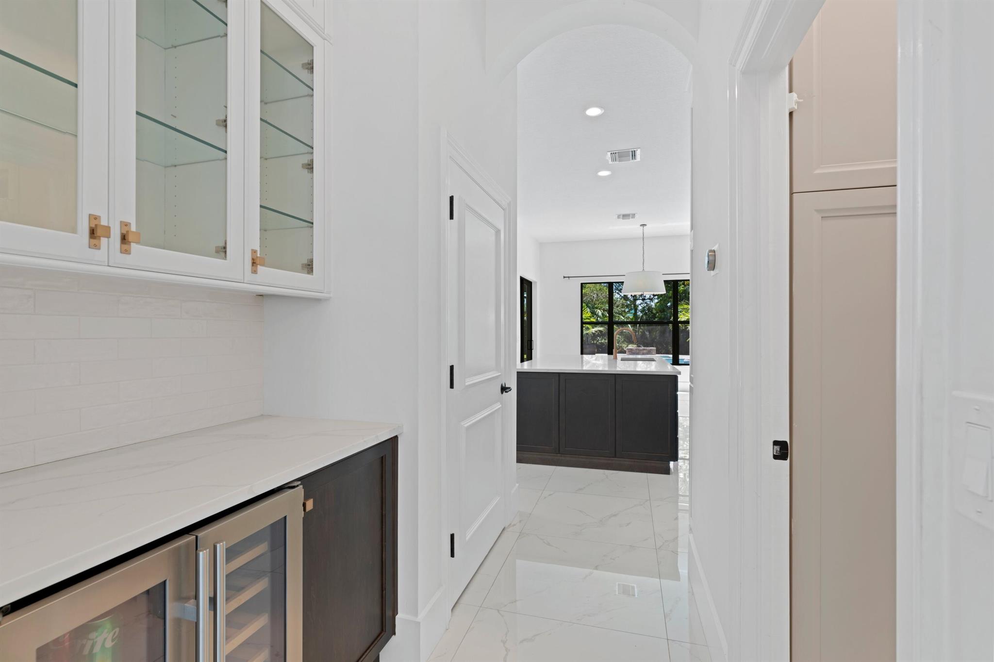 ONE THOUSAND NINE HUNDRED - Residential