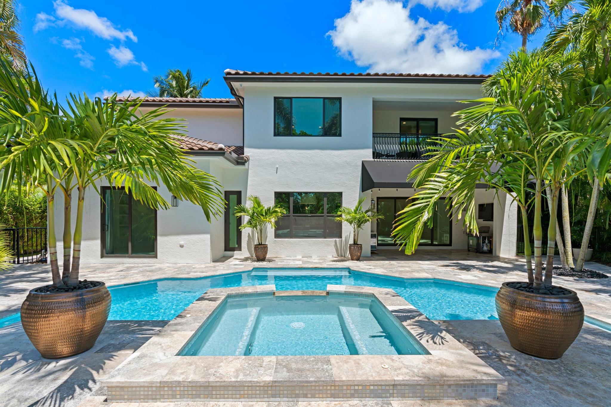 ONE THOUSAND NINE HUNDRED - Residential