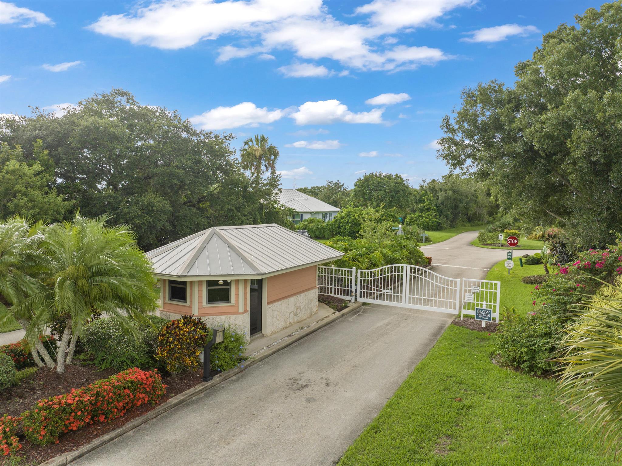 505 Cross Creek Circle, Sebastian, FL, 32958/$579,900 4 505 Cross Creek Circle