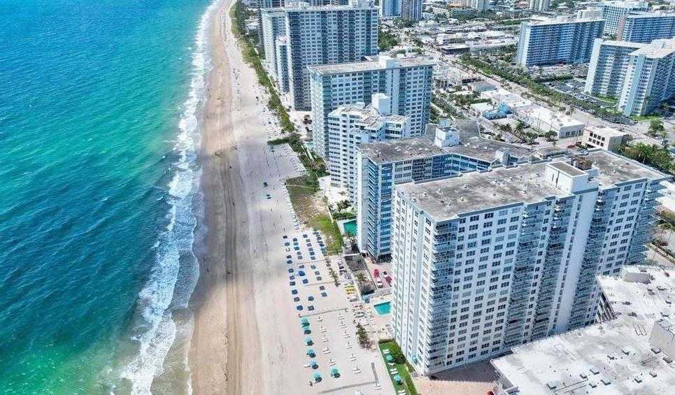 3750 Galt Ocean Dr 109