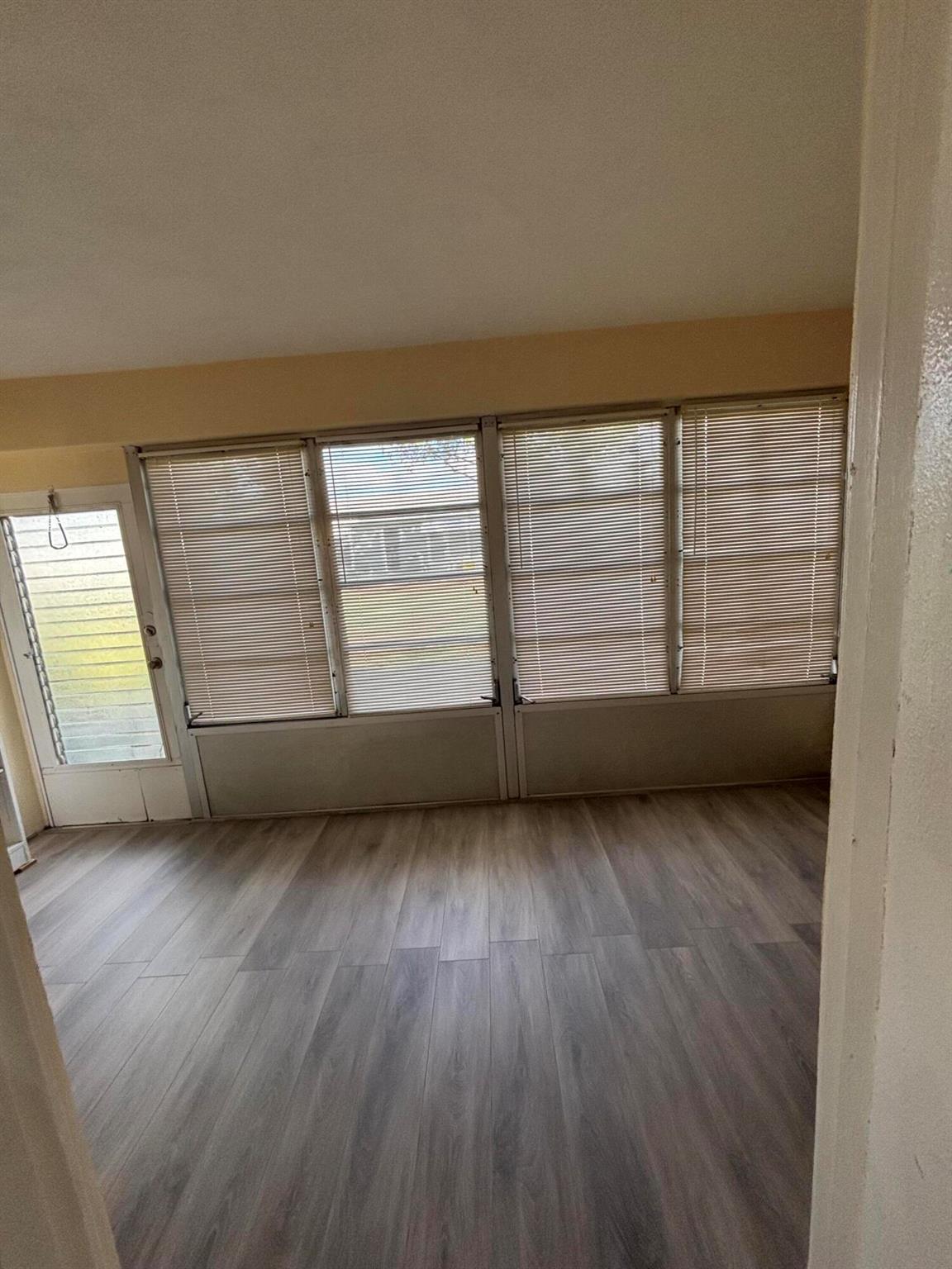 HIGH POINT - Residential Lease