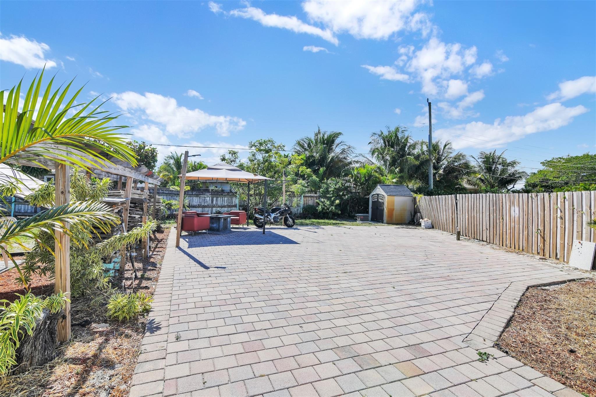 Pompano Highlands - Residential