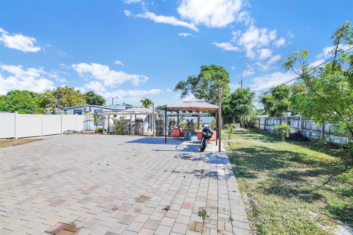 Pompano Highlands - Residential