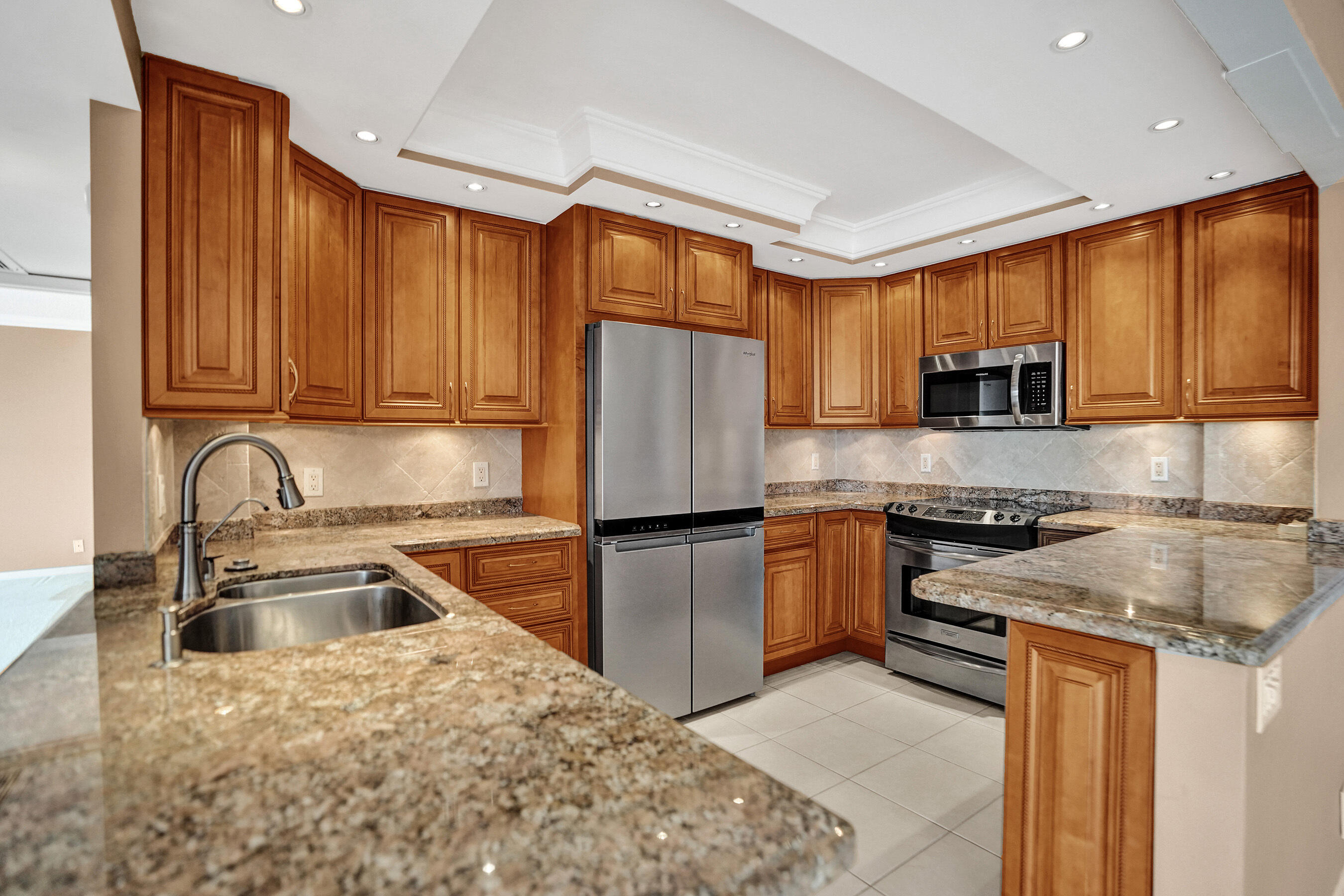 PARLIAMENT HOUSE CONDO - Residential