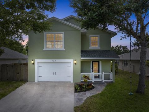 725 61st Avenue Vero Beach FL 32968