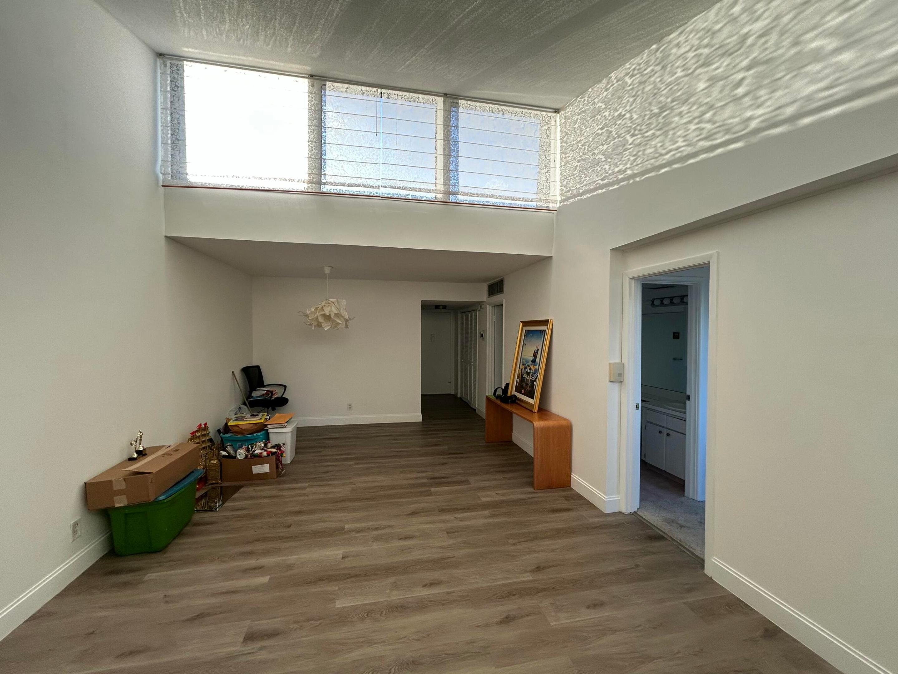 BOUNDBROOK CONDO S - Residential