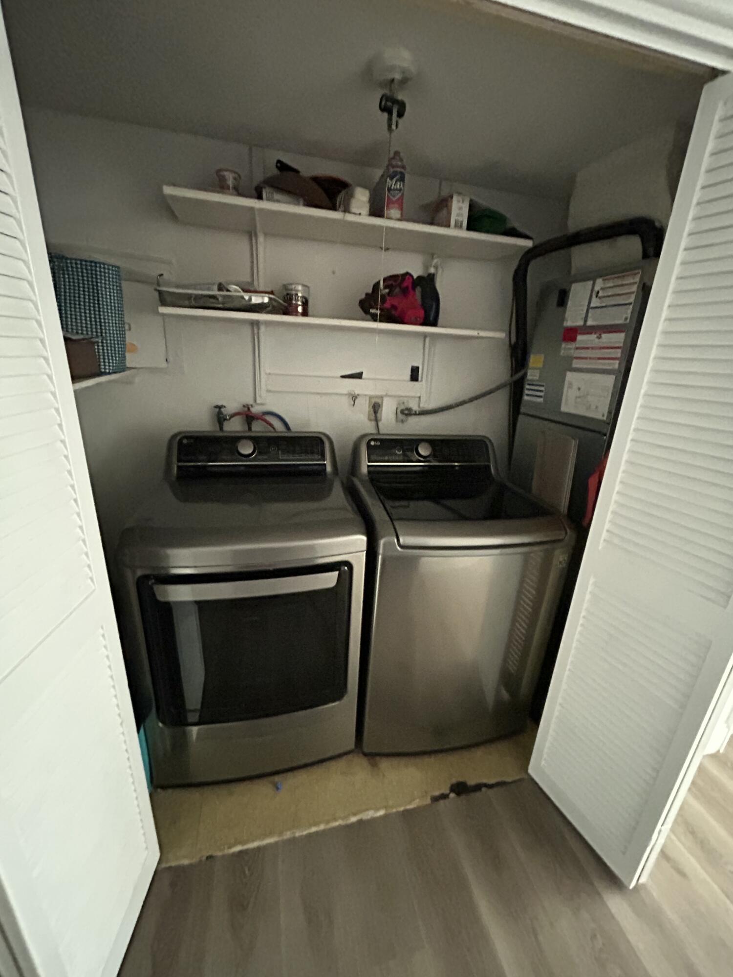 BOUNDBROOK CONDO S - Residential