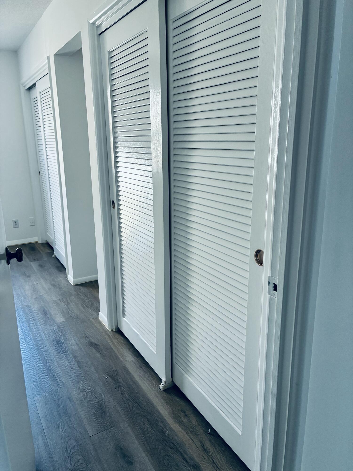 BOUNDBROOK CONDO S - Residential