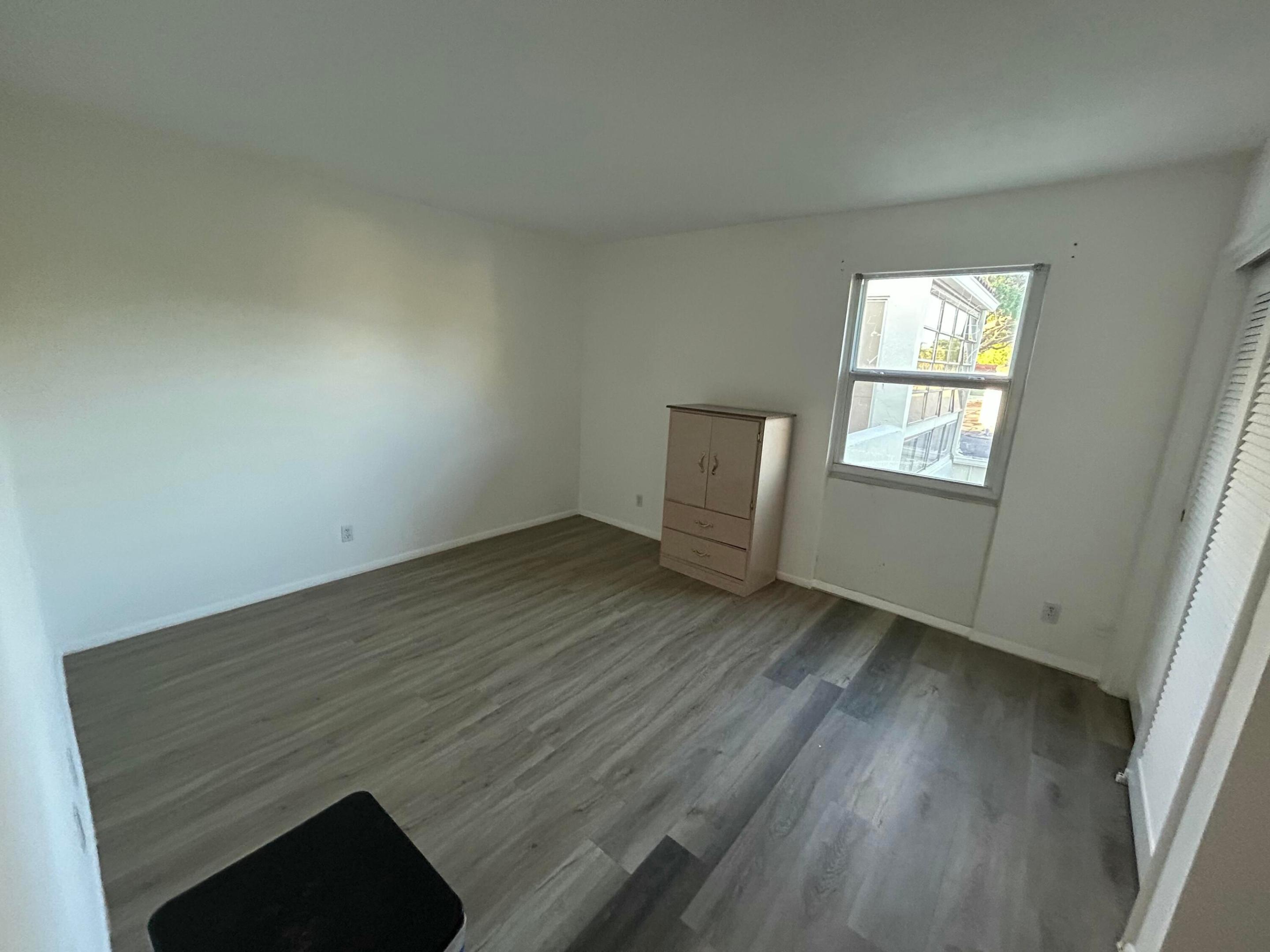 BOUNDBROOK CONDO S - Residential