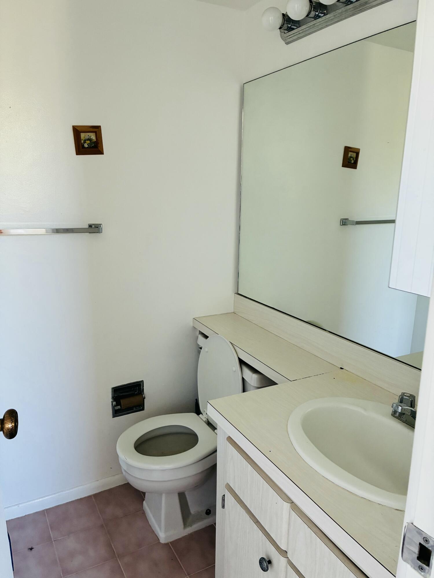 BOUNDBROOK CONDO S - Residential