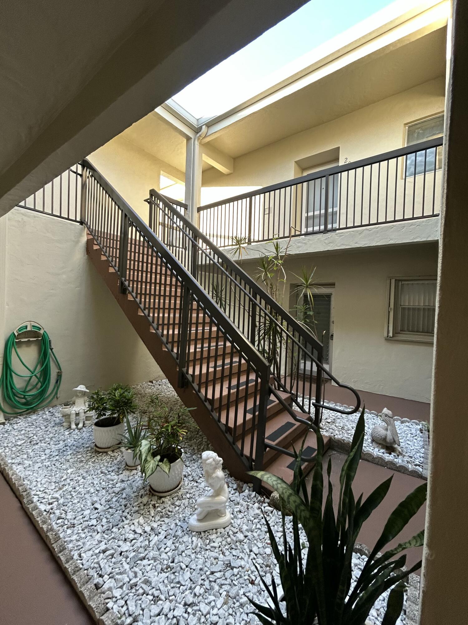 BOUNDBROOK CONDO S - Residential