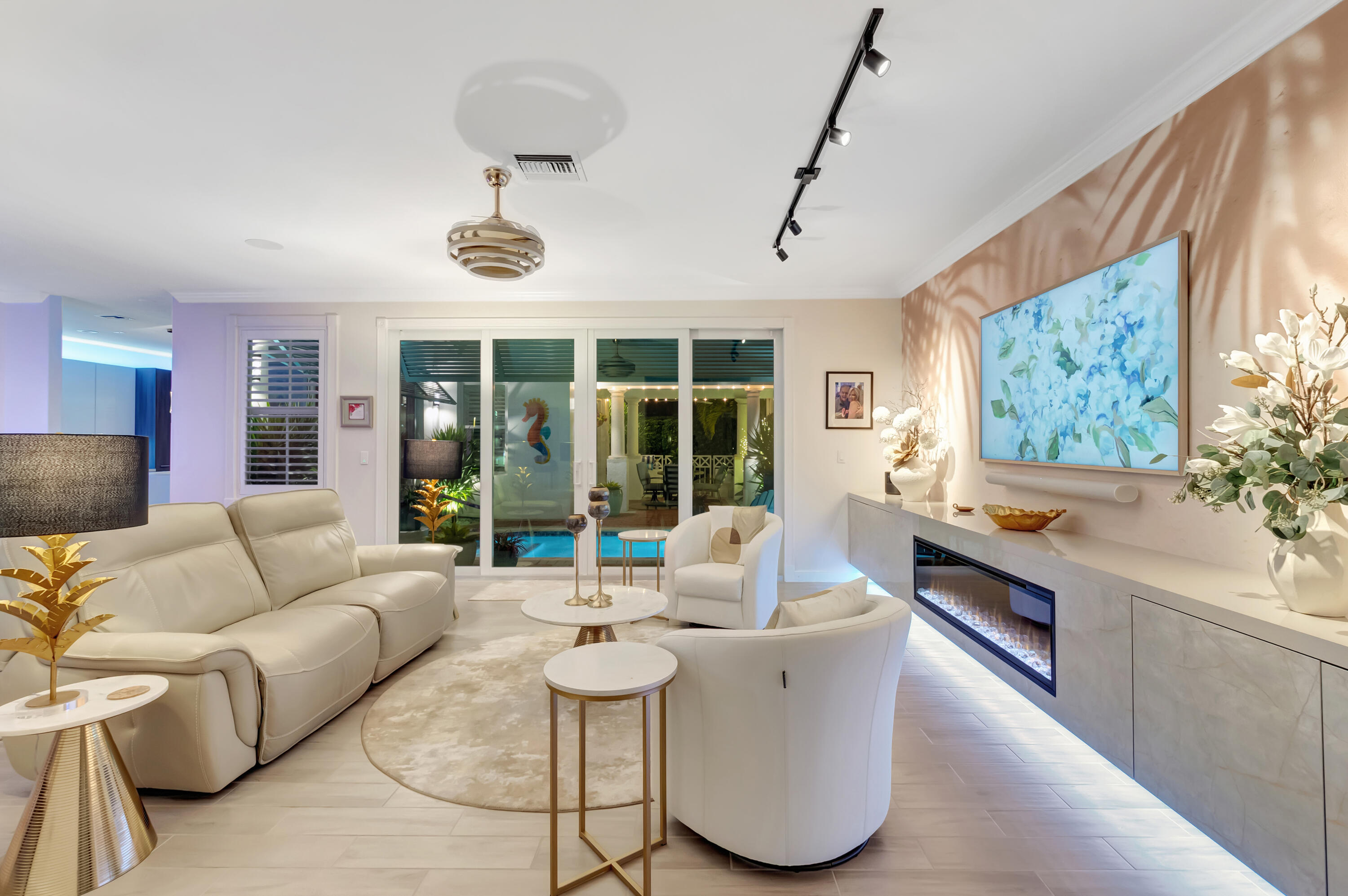 CAMBRIDGE PARK - Residential
