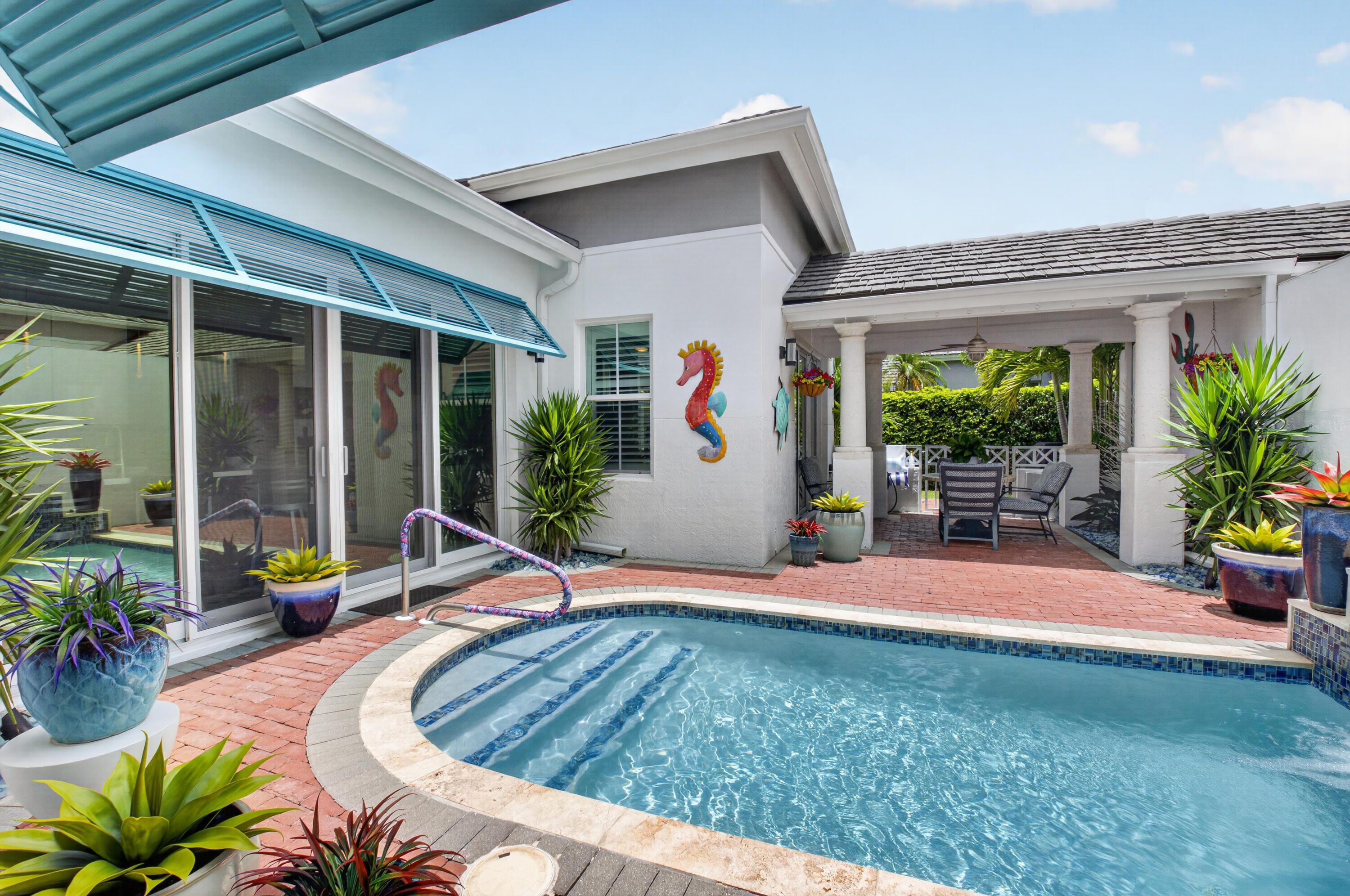 CAMBRIDGE PARK - Residential