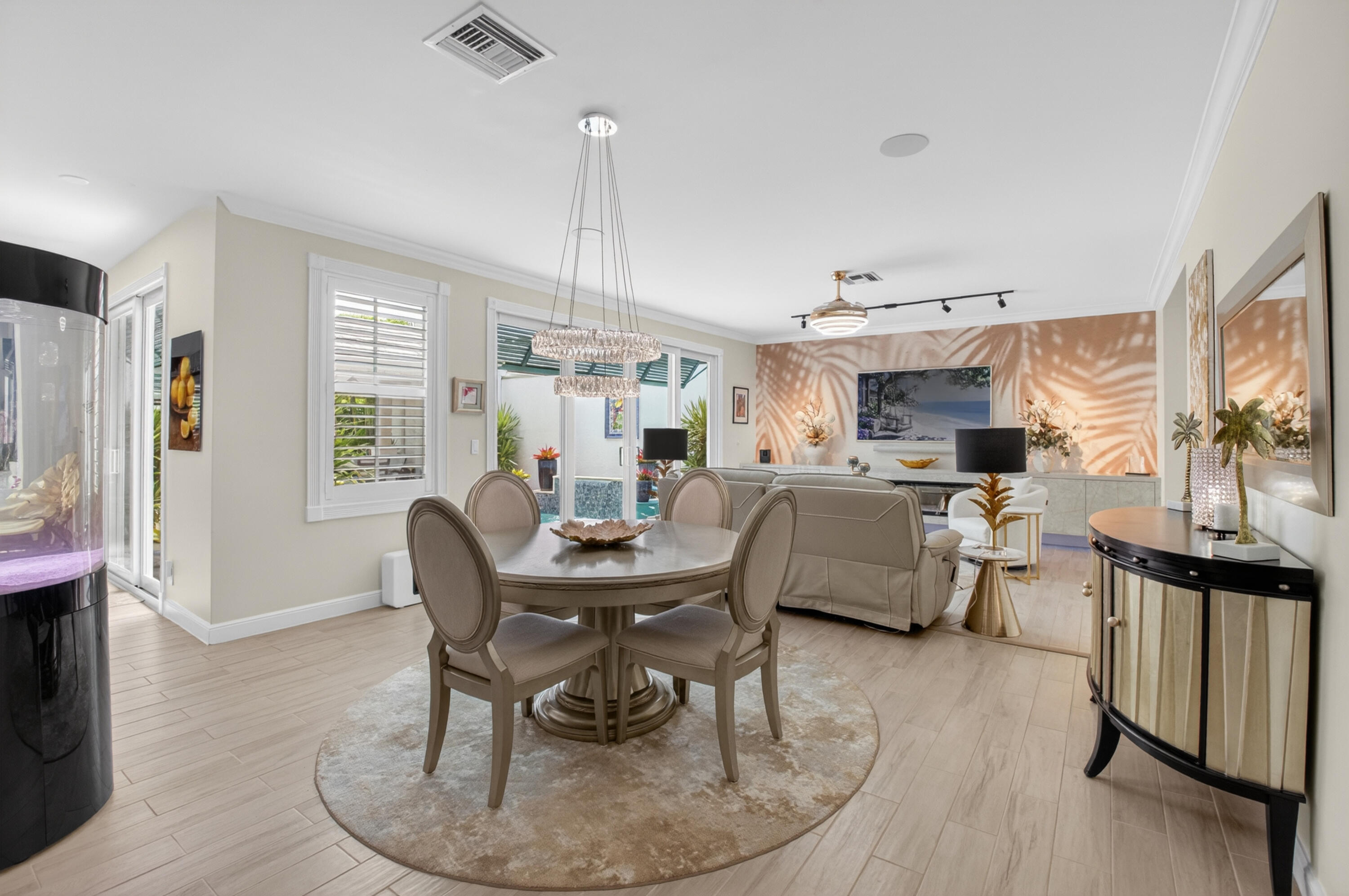 CAMBRIDGE PARK - Residential
