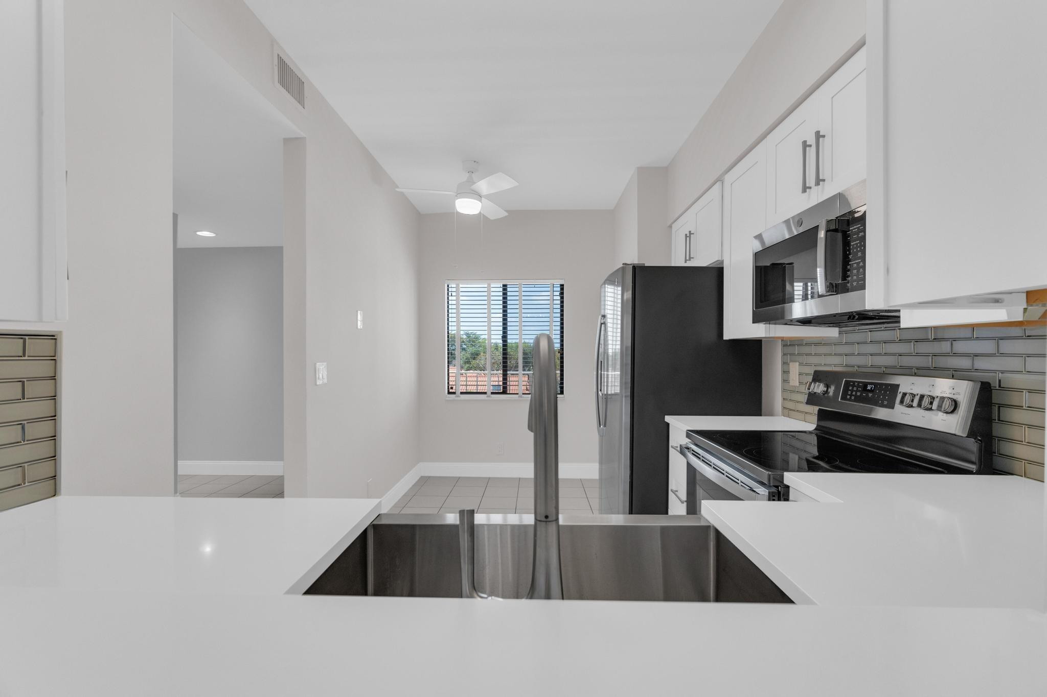 Huntington Pointe Condo 0 - Residential Lease