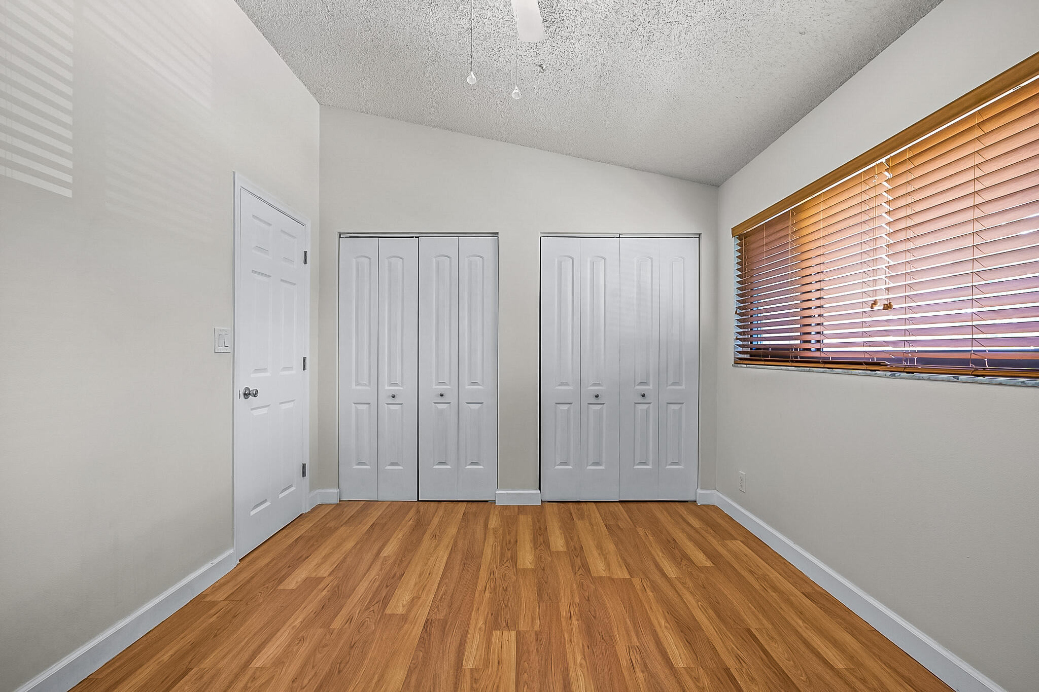 PINES OF OAKLAND FOREST TWO - Residential Lease